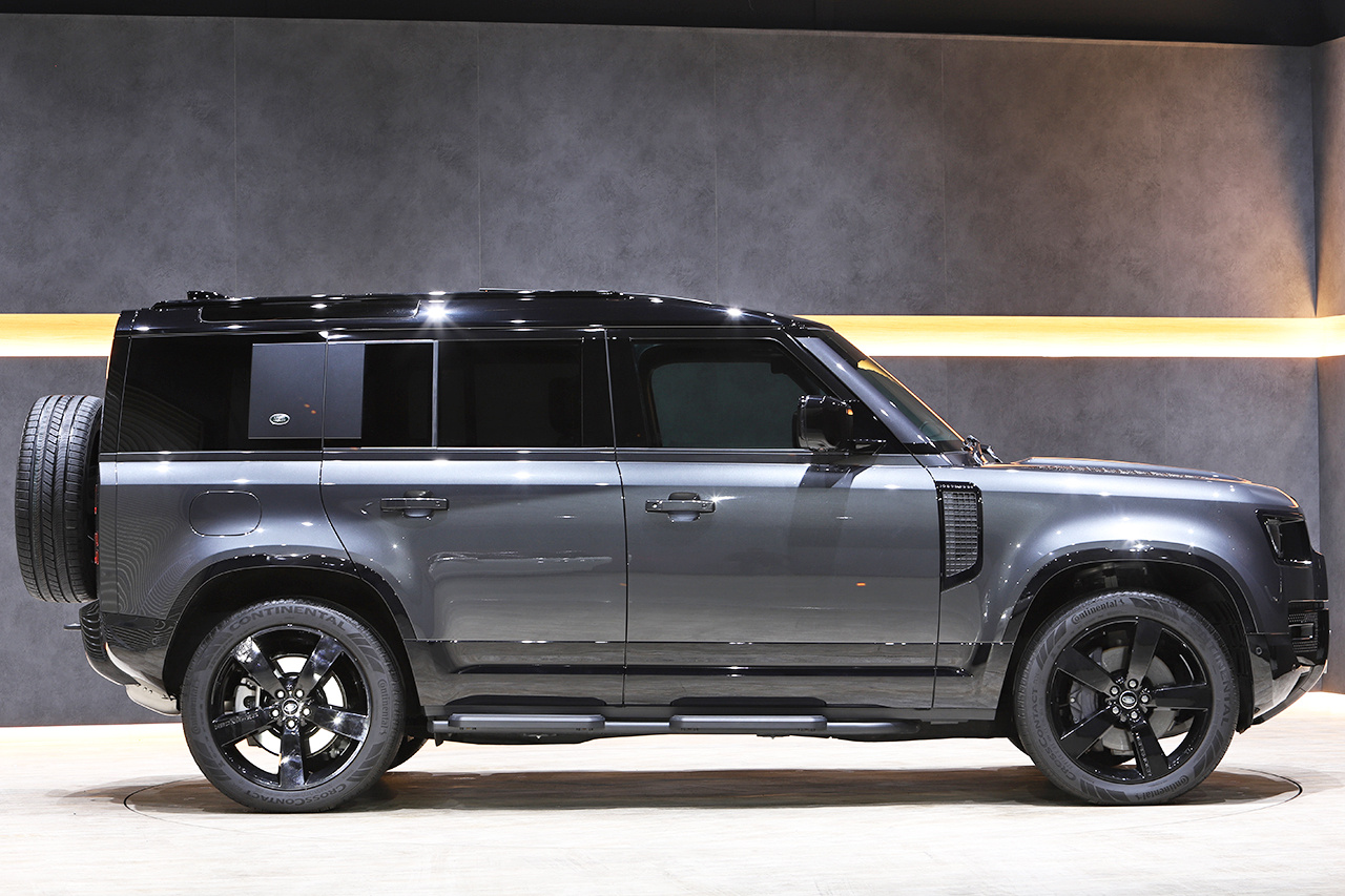 2023 Land Rover DEFENDER null