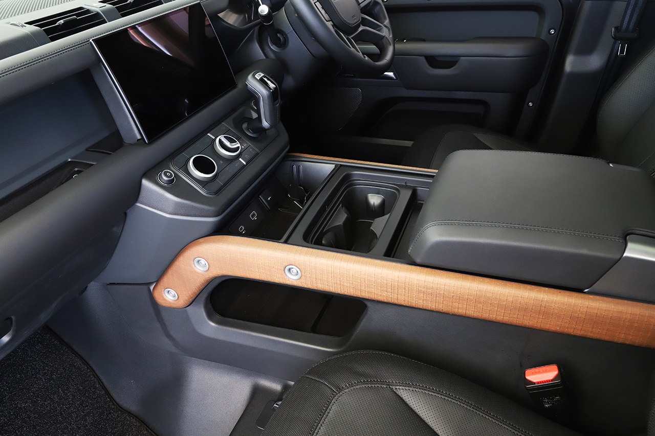 2023 Land Rover DEFENDER null