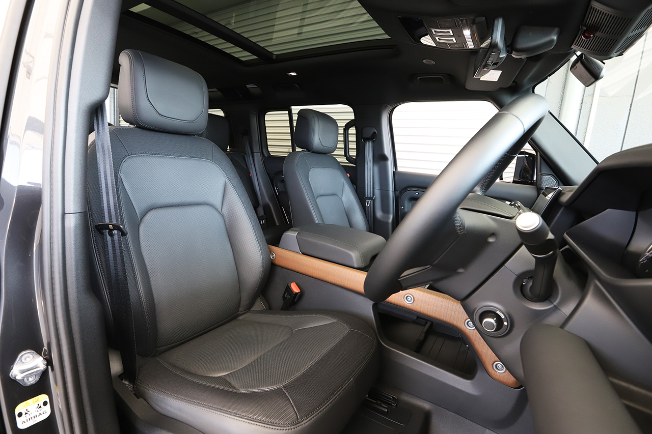 2023 Land Rover DEFENDER null