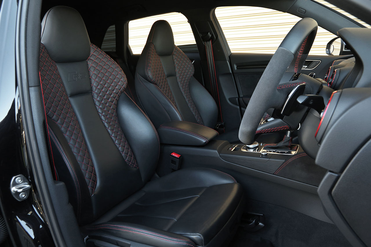 2018 Audi RS3 Sportsback null
