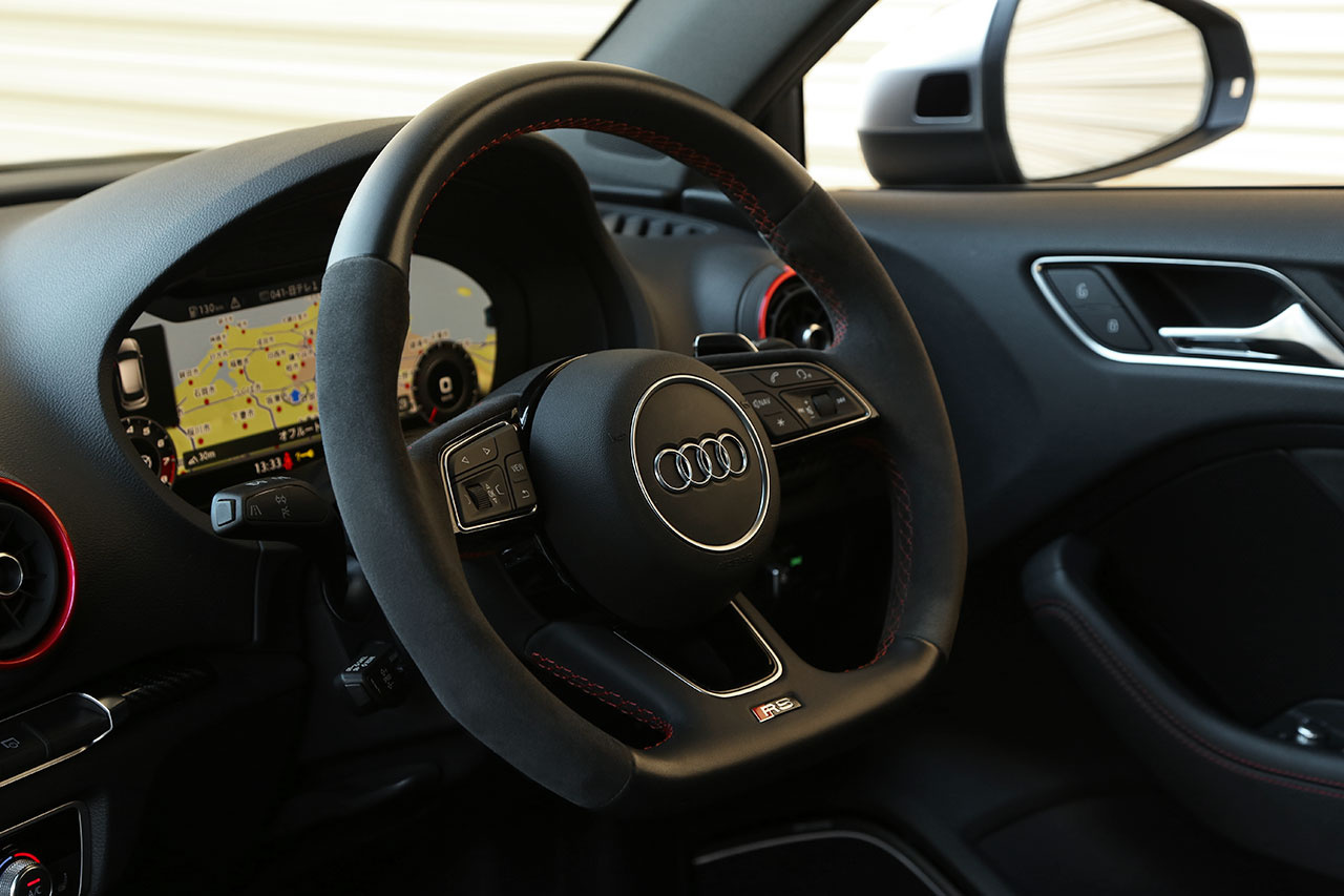2018 Audi RS3 Sportsback null
