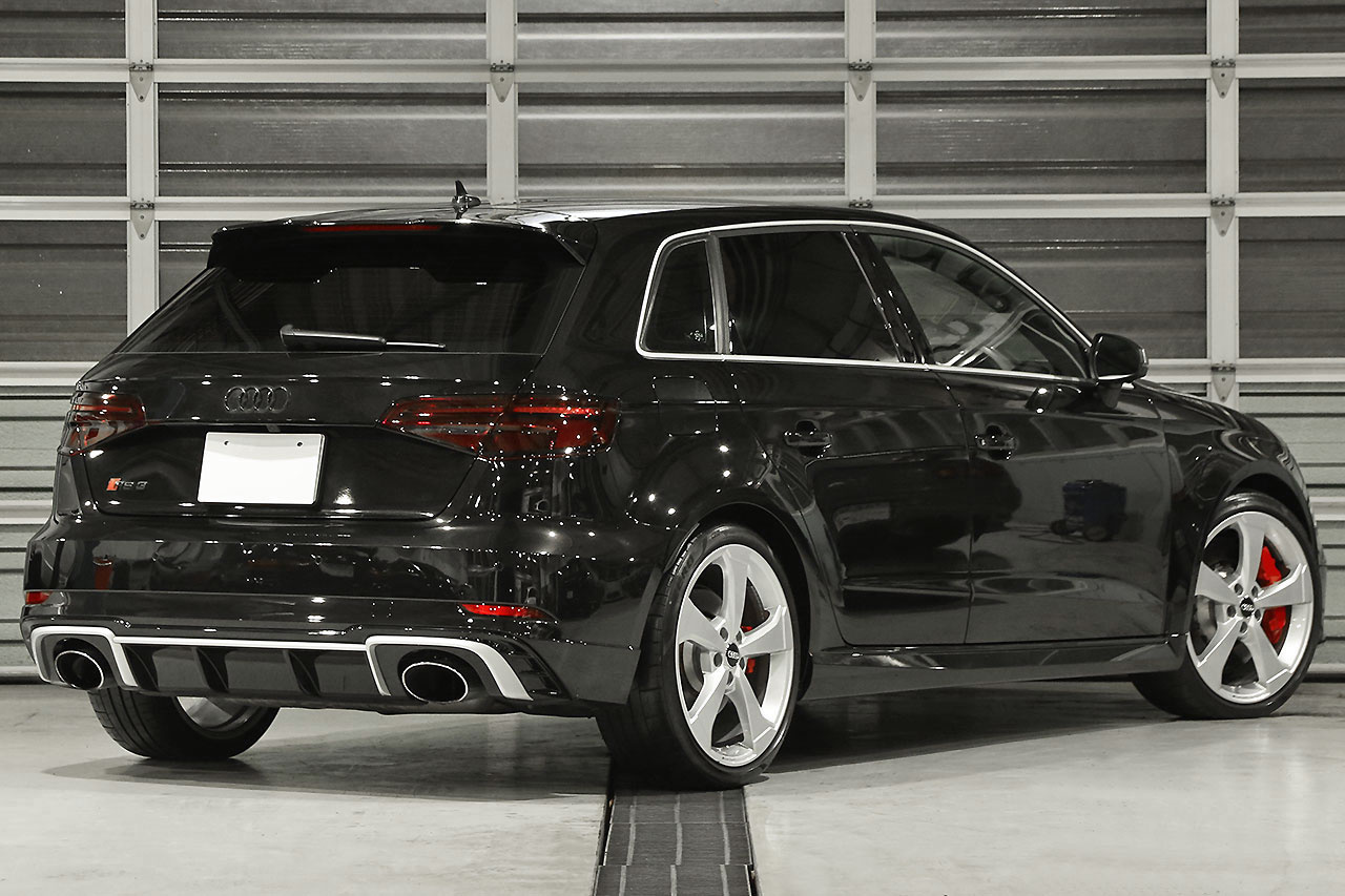2018 Audi RS3 Sportsback null