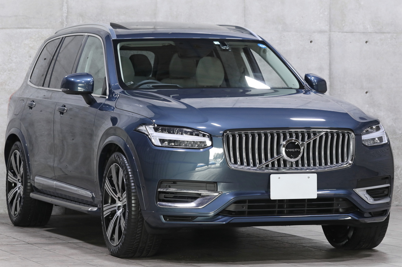 2022 Volvo XC90 null