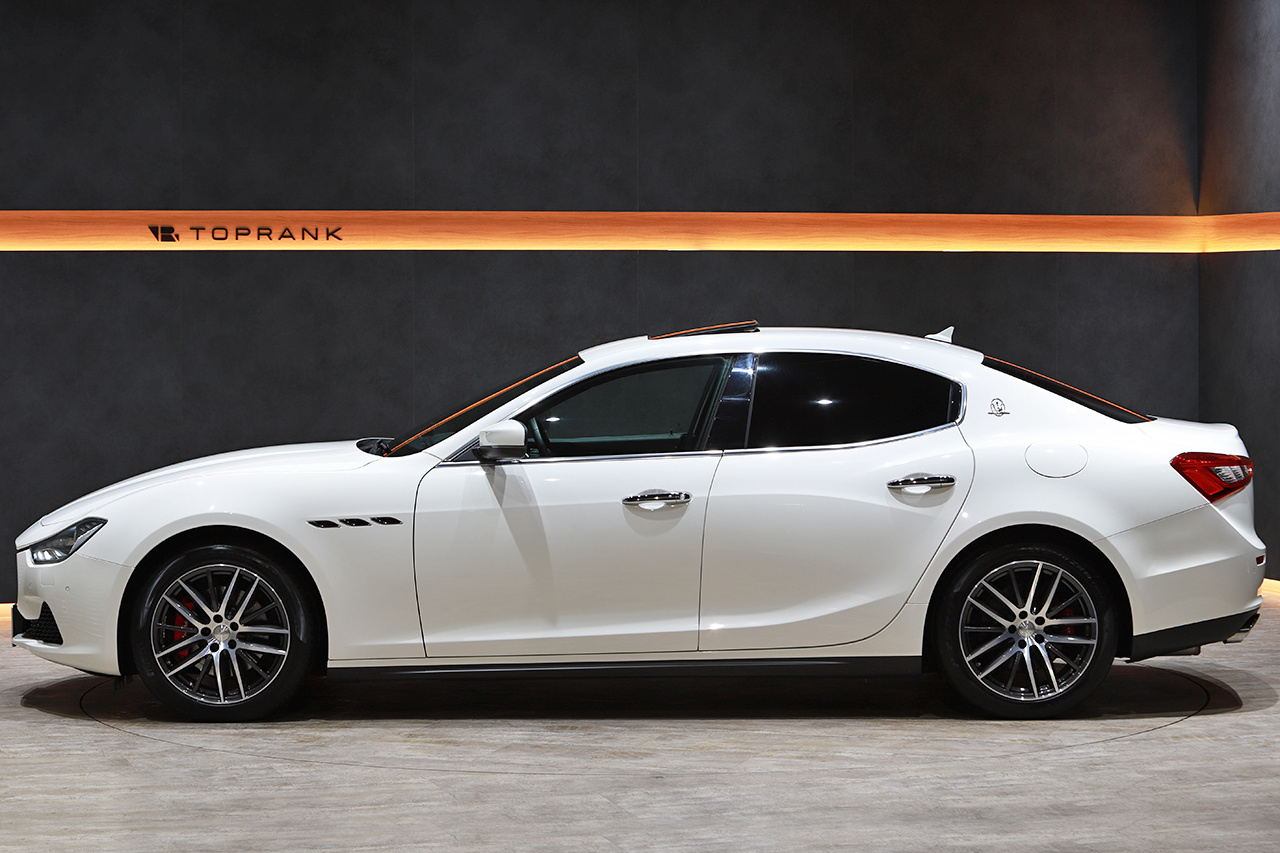 2017 Maserati GHIBLI 4D