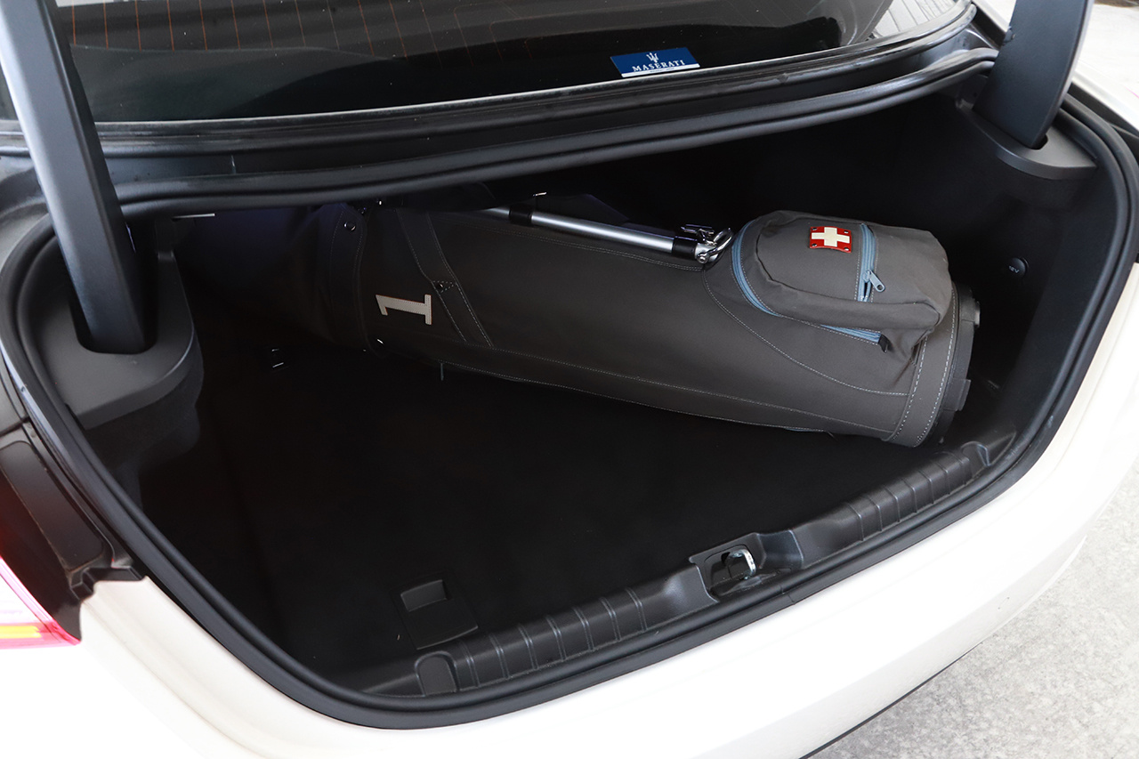 2017 Maserati GHIBLI 4D