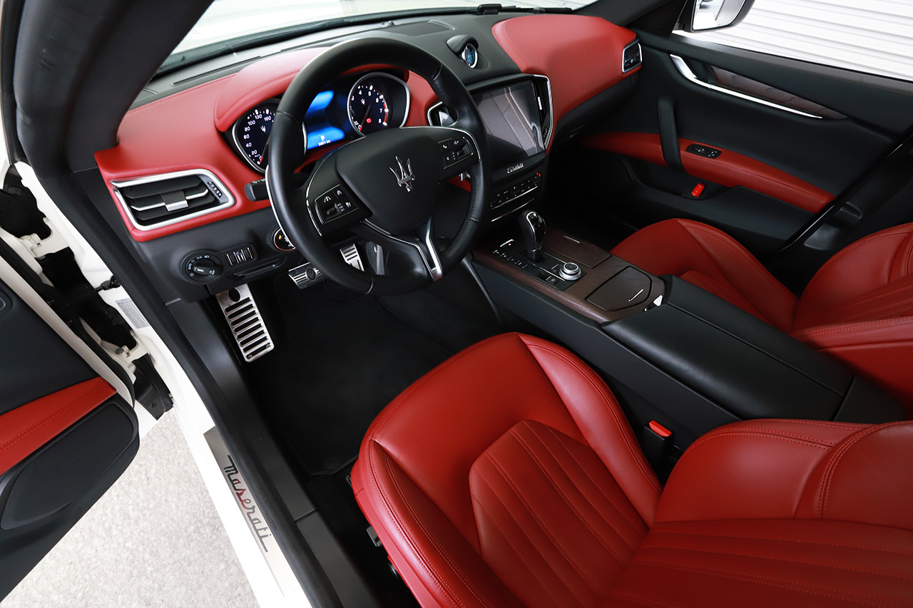 2017 Maserati GHIBLI 4D