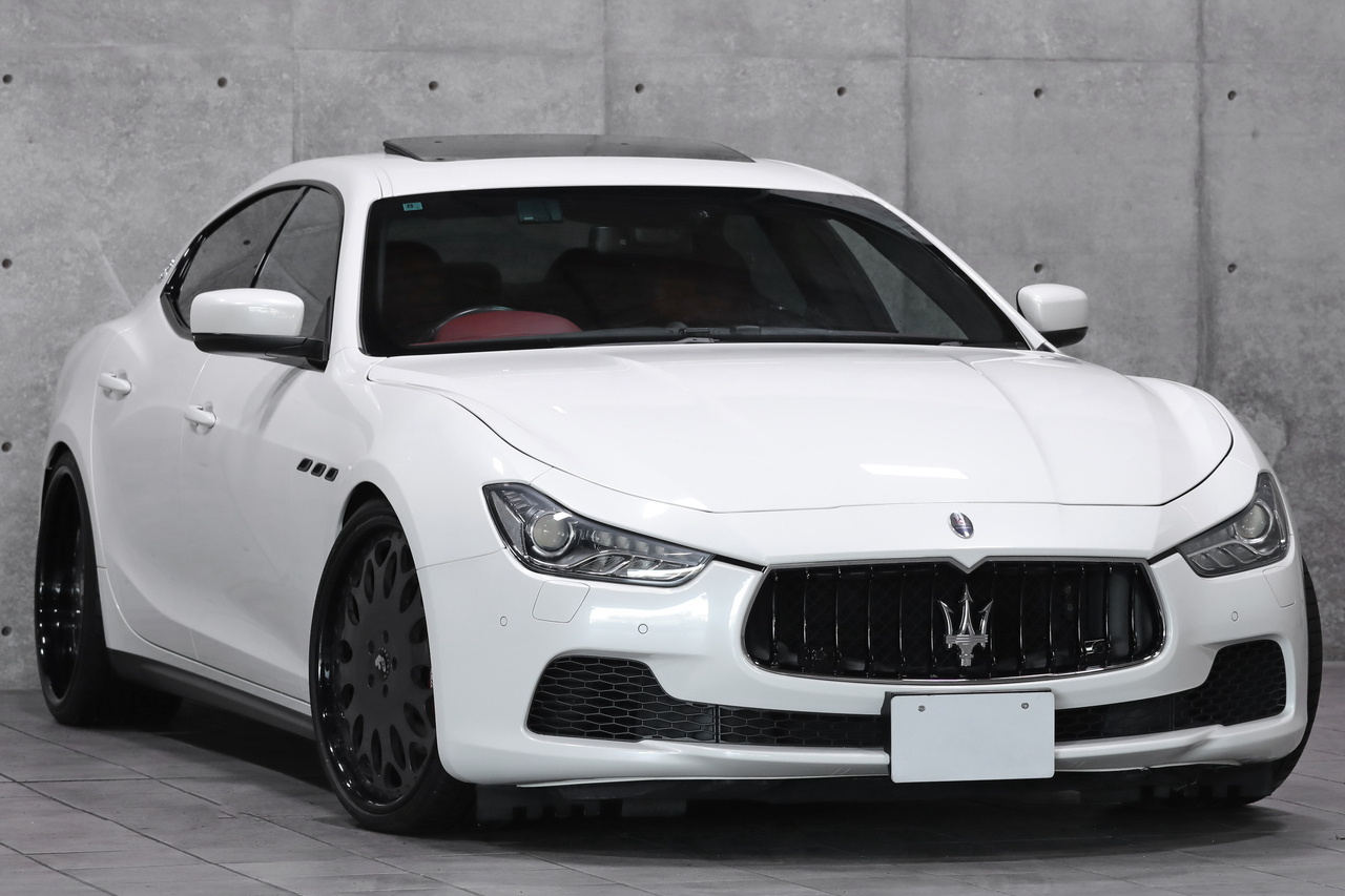 2016 Maserati GHIBLI null