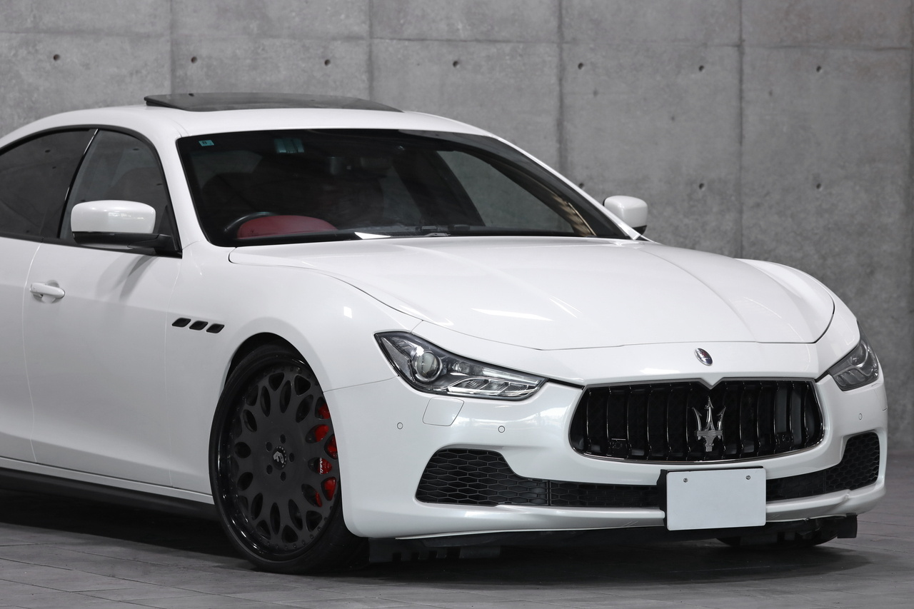 2016 Maserati GHIBLI null