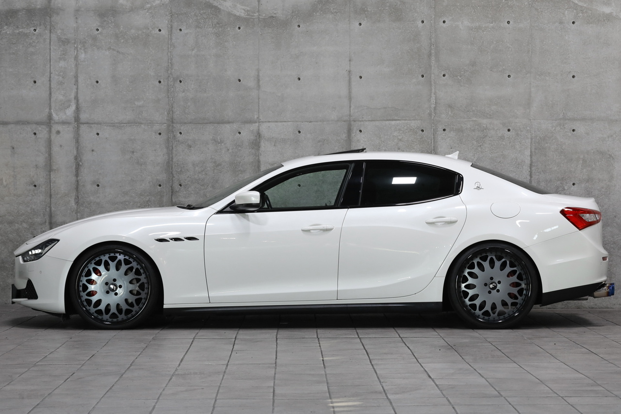 2016 Maserati GHIBLI null