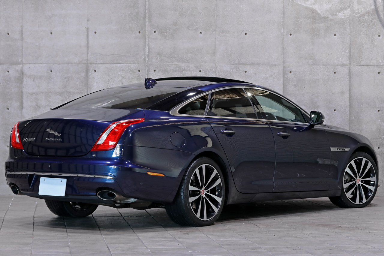 2019 Jaguar XJ null