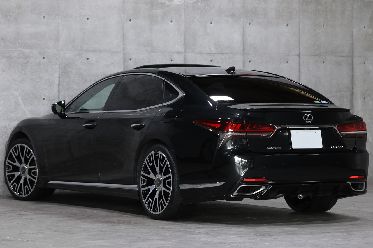 2020 Lexus LS null