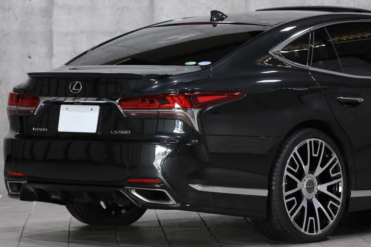 2020 Lexus LS null