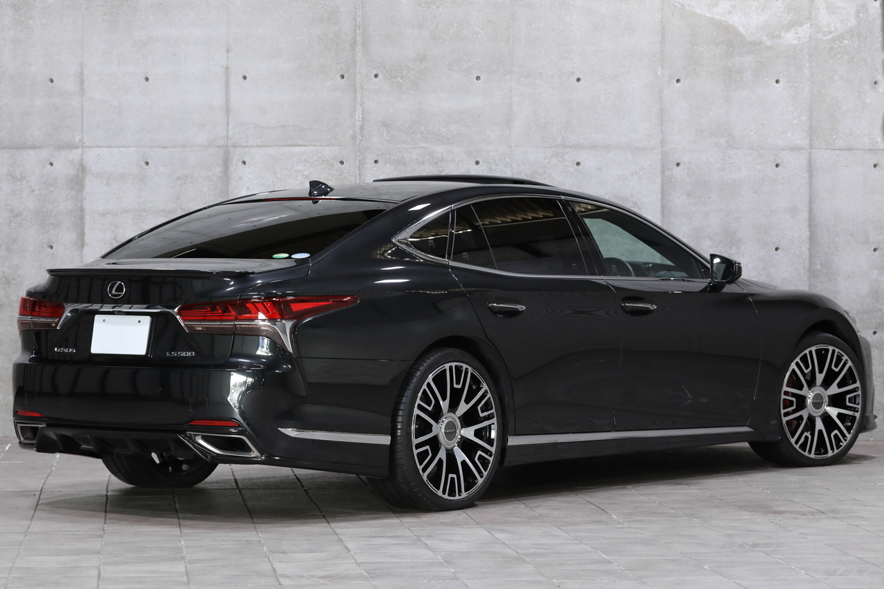 2020 Lexus LS null