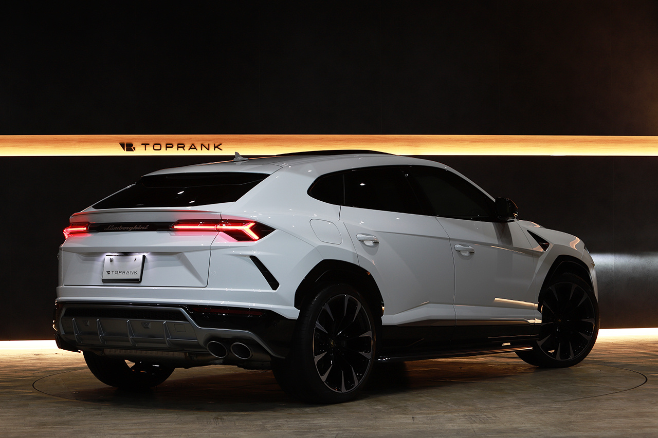 2021 Lamborghini Urus null