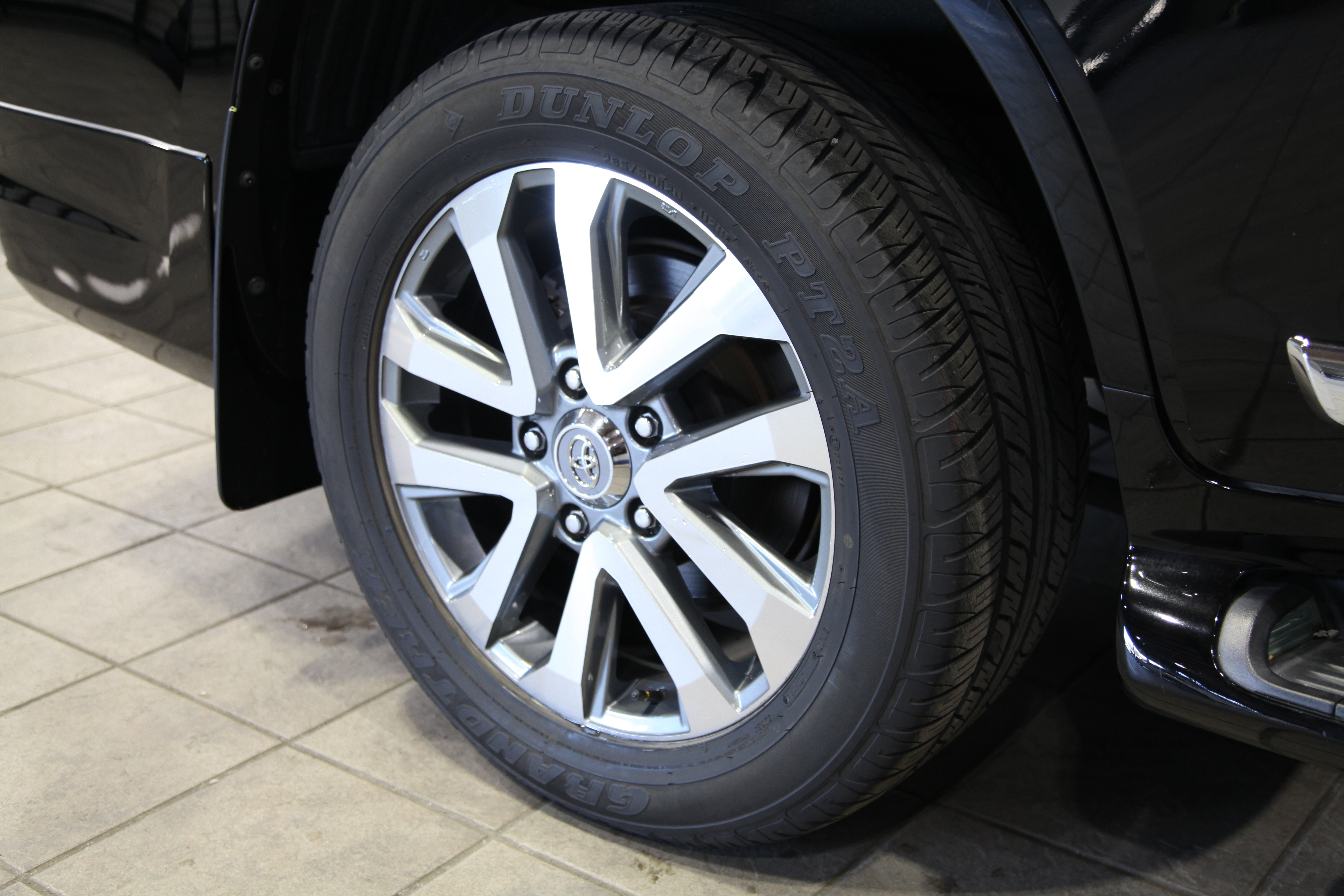 2011 Toyota LAND CRUISER 200 ZX 60th Black Leather Selection