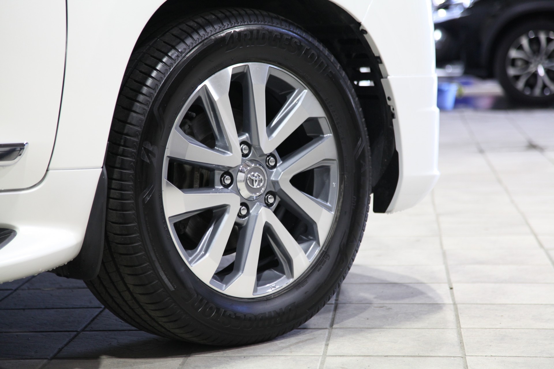 2011 Toyota LAND CRUISER 200 ZX