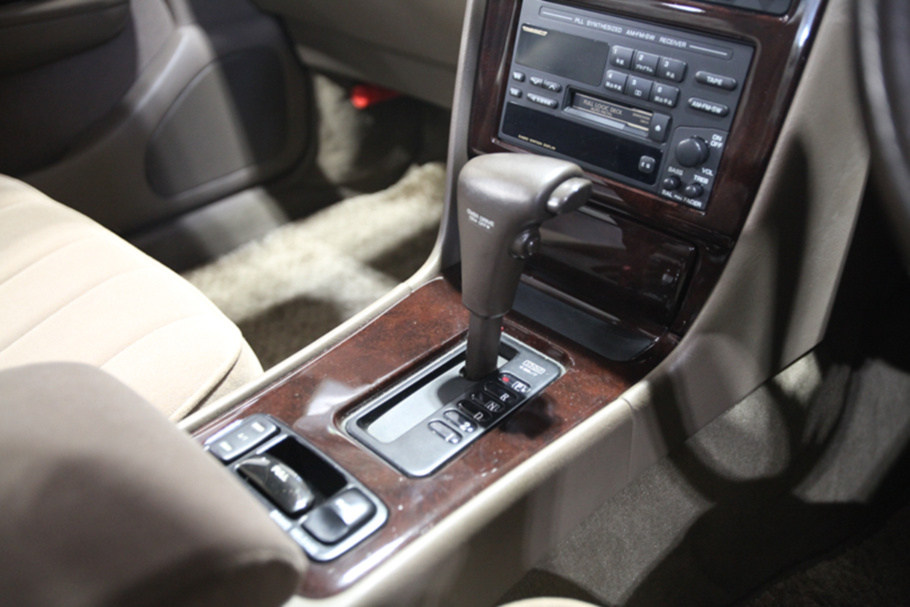 1992 Nissan GLORIA 