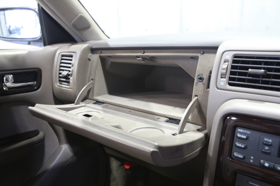 1992 Nissan GLORIA 