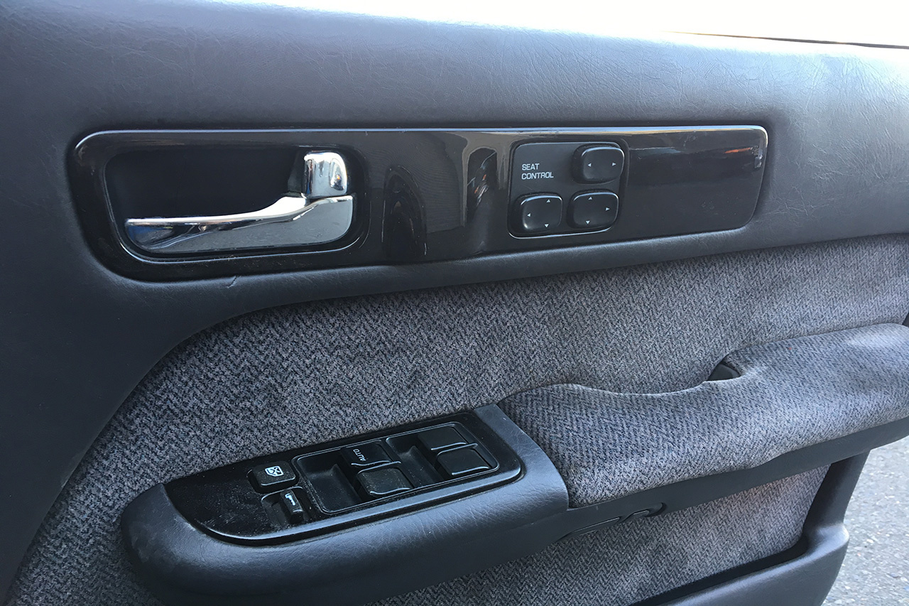 1993 Nissan GLORIA 