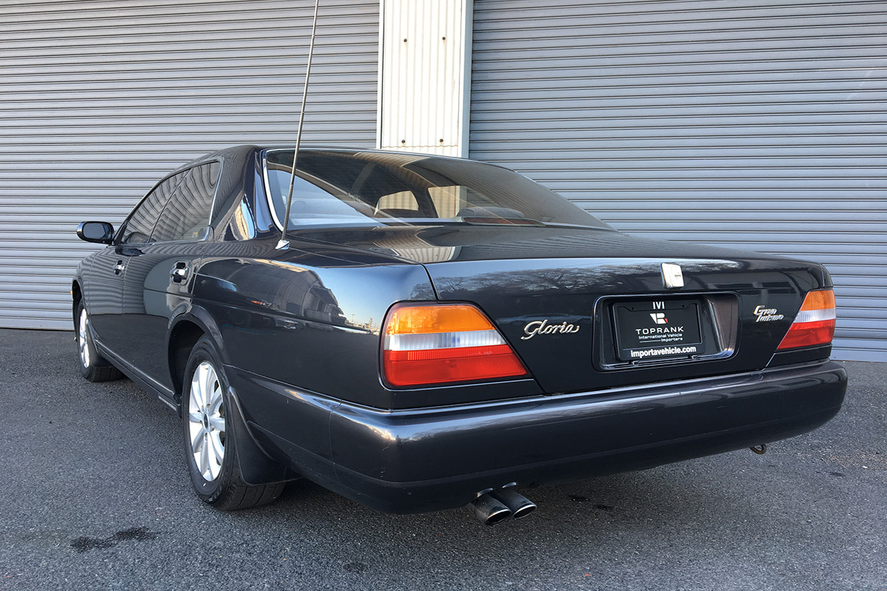 1993 Nissan GLORIA 