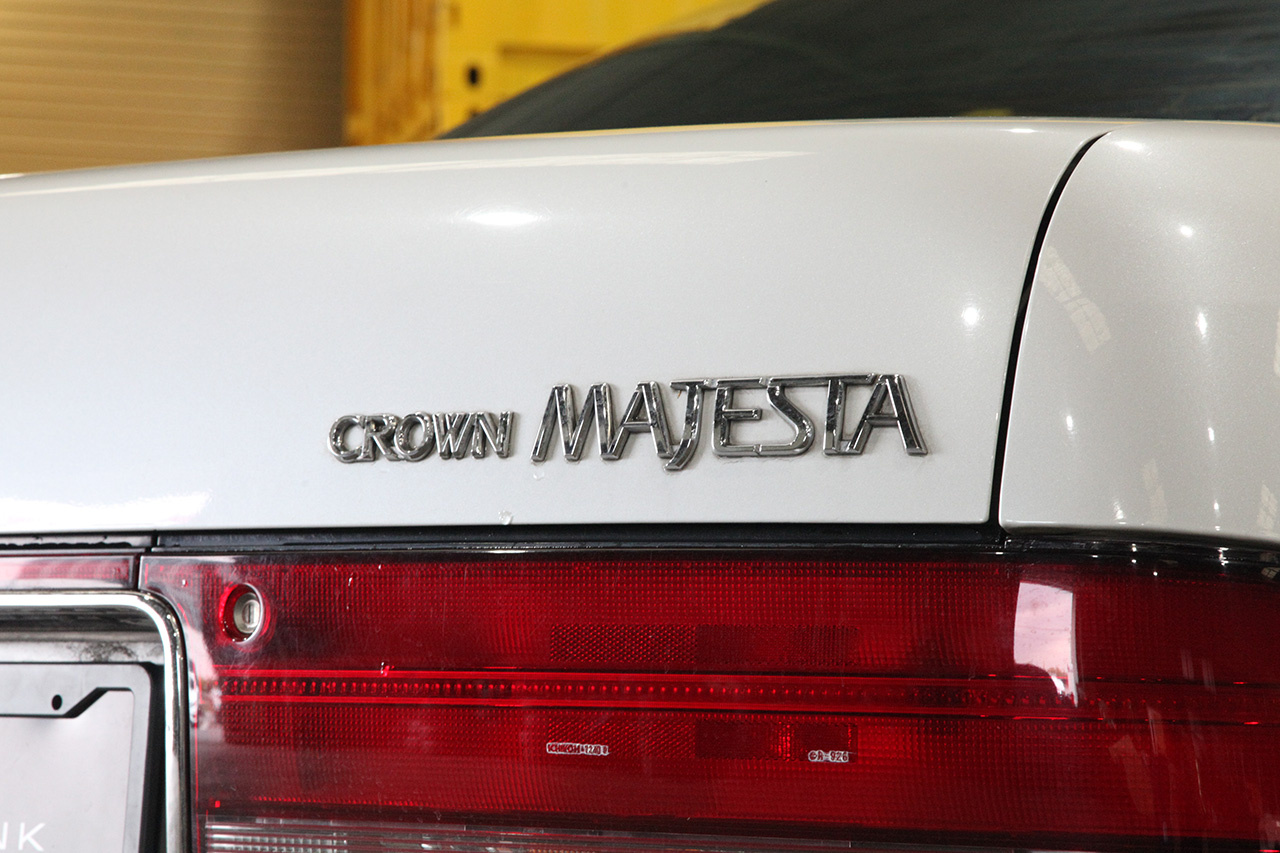 1993 Toyota CROWN MAJESTA 