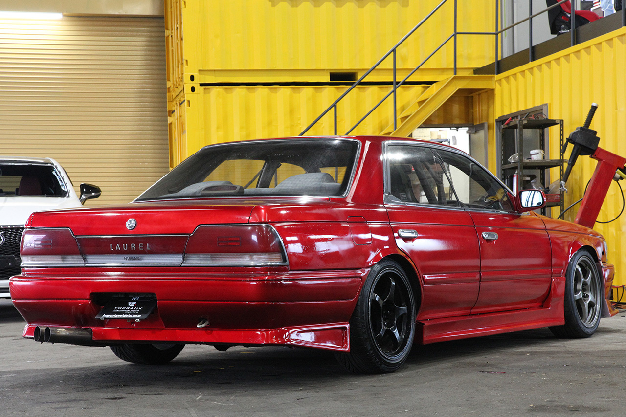 1992 Nissan LAUREL 