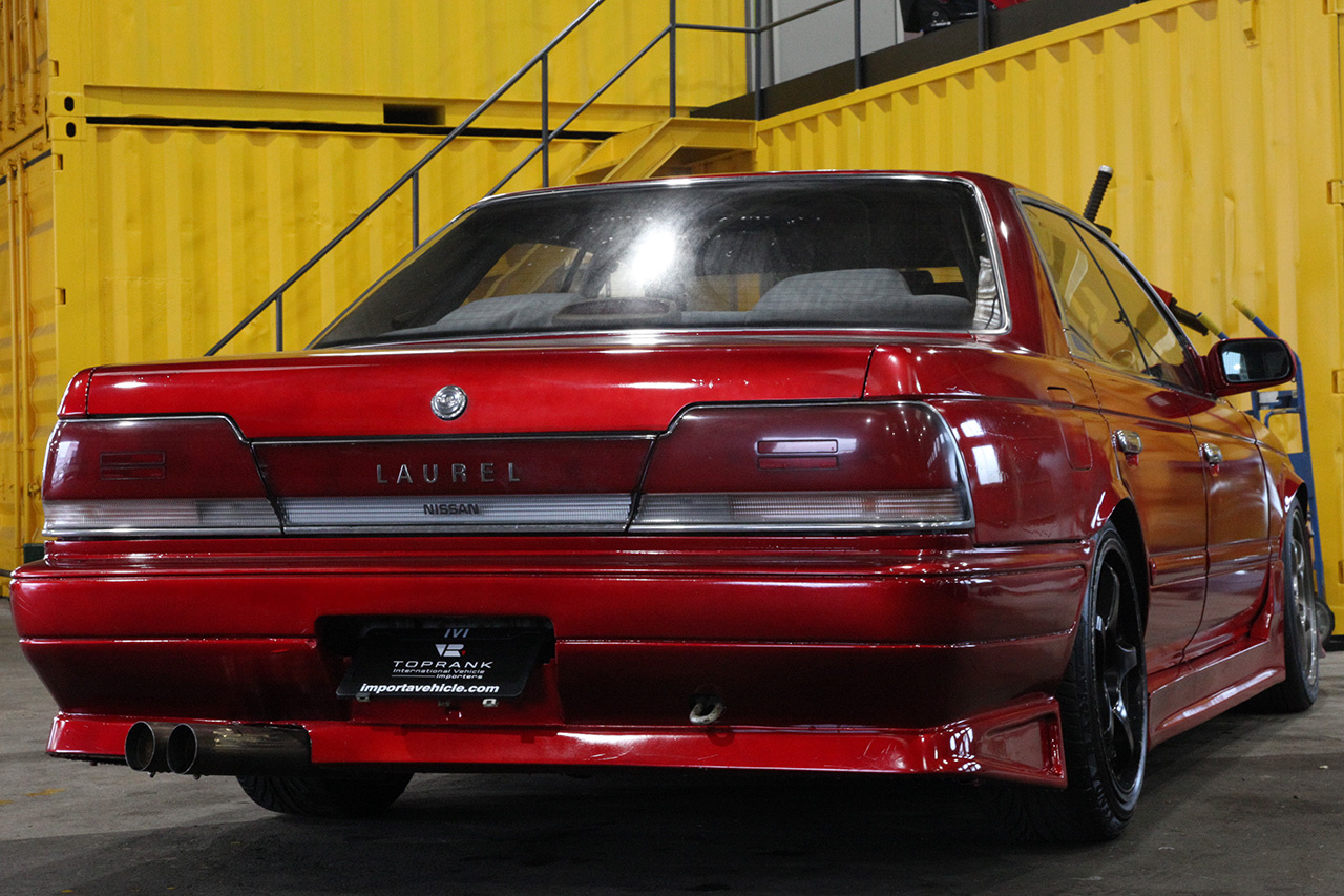 nissan laurel c33 tail lights