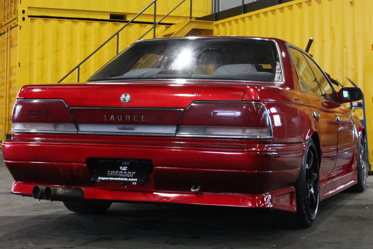 1992 Nissan LAUREL 