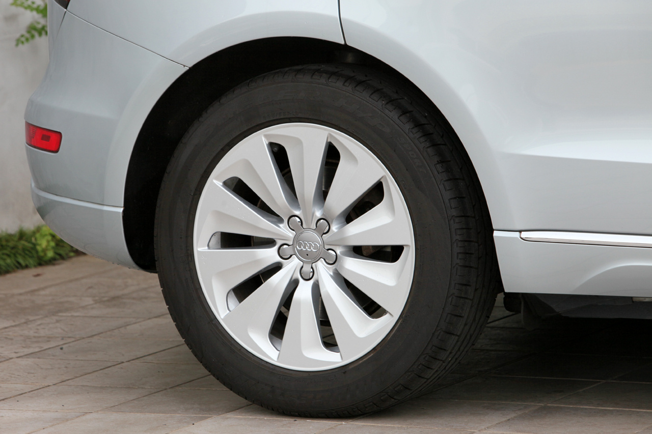 2013 Audi Q5 HYBRID null