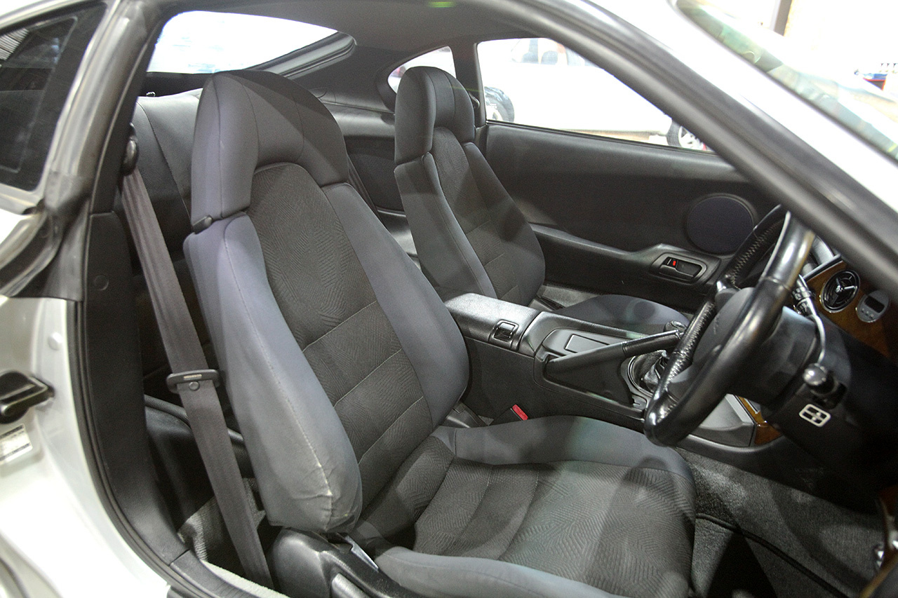 1993 Toyota SUPRA 3.0L Twin Turbo with 6MT, Aragosta Coilover etc. 