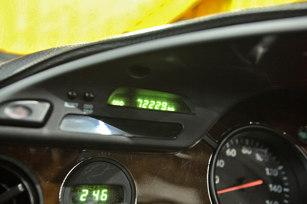 1993 Toyota SUPRA 3.0L Twin Turbo with 6MT, Aragosta Coilover etc. 