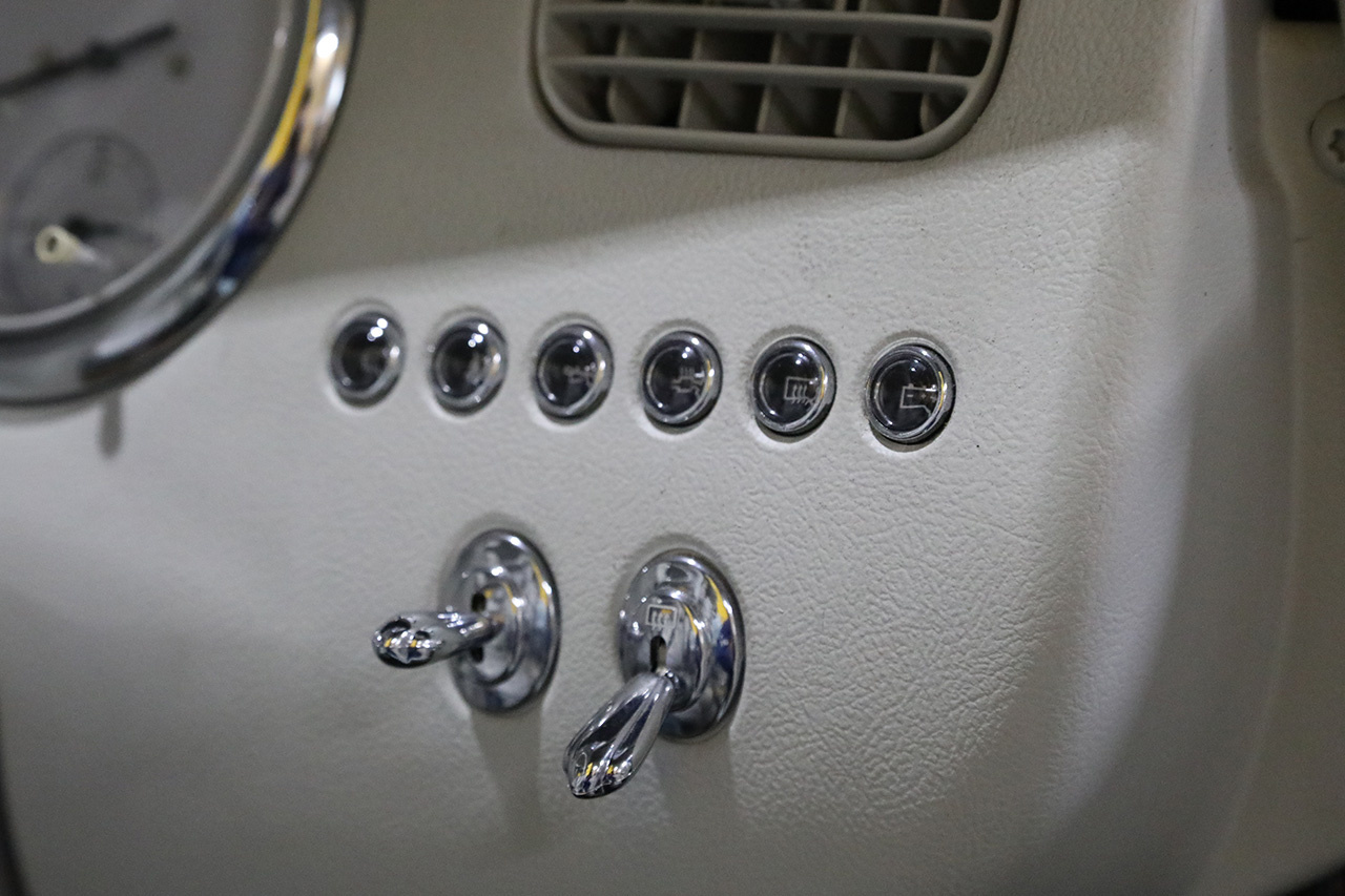 1991 Nissan FIGARO 