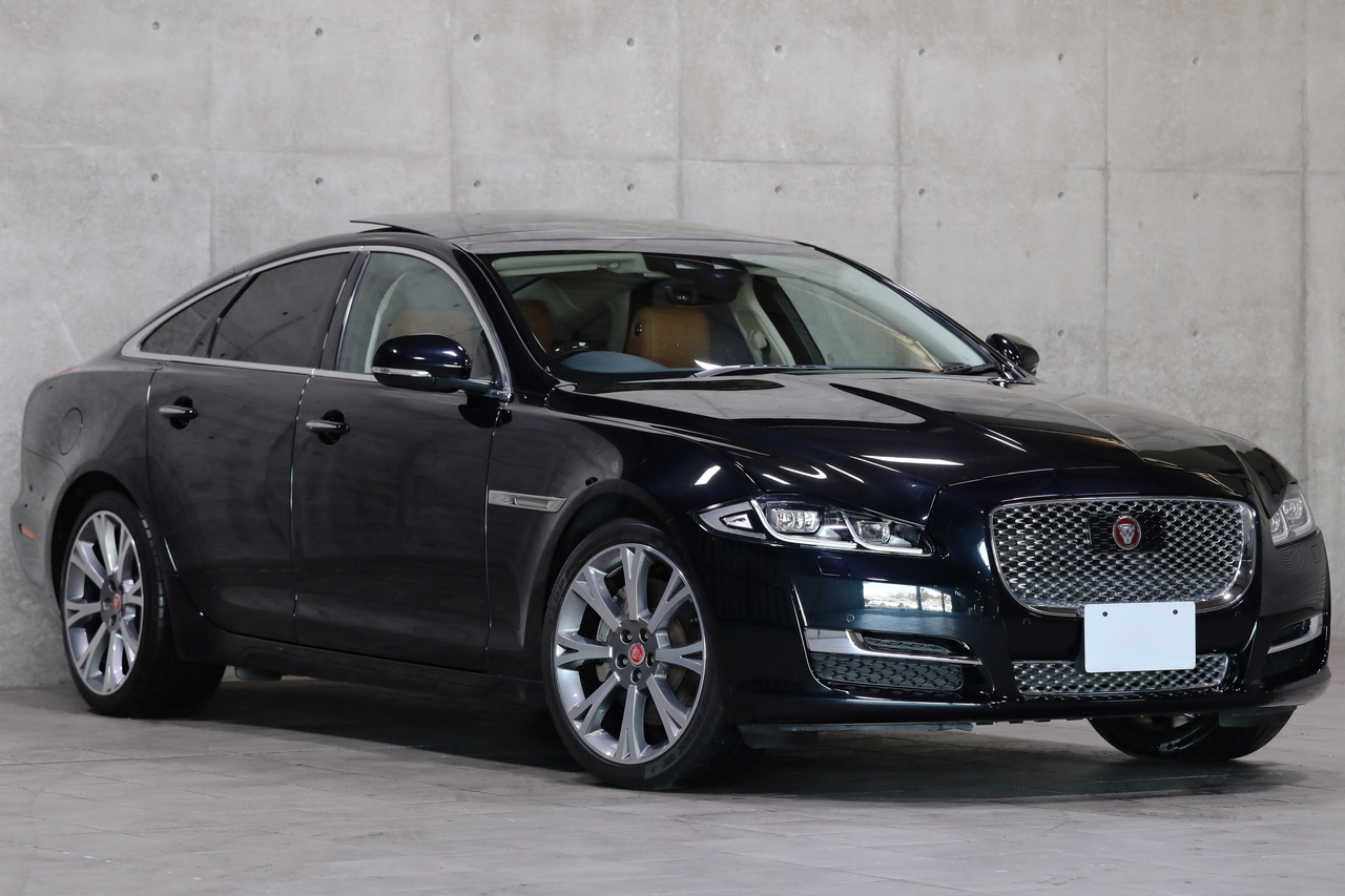 2019 Jaguar XJ null