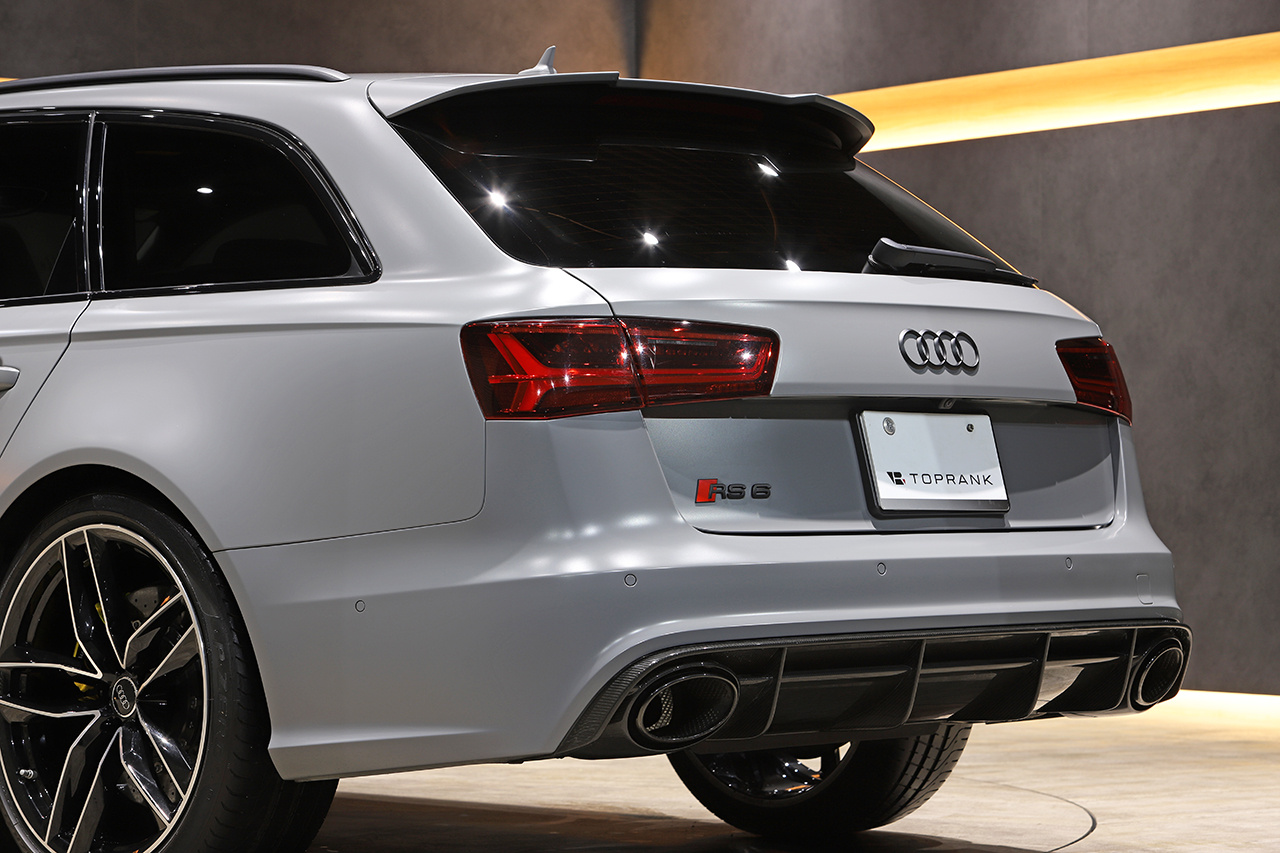 2017 Audi RS6 AVANT null