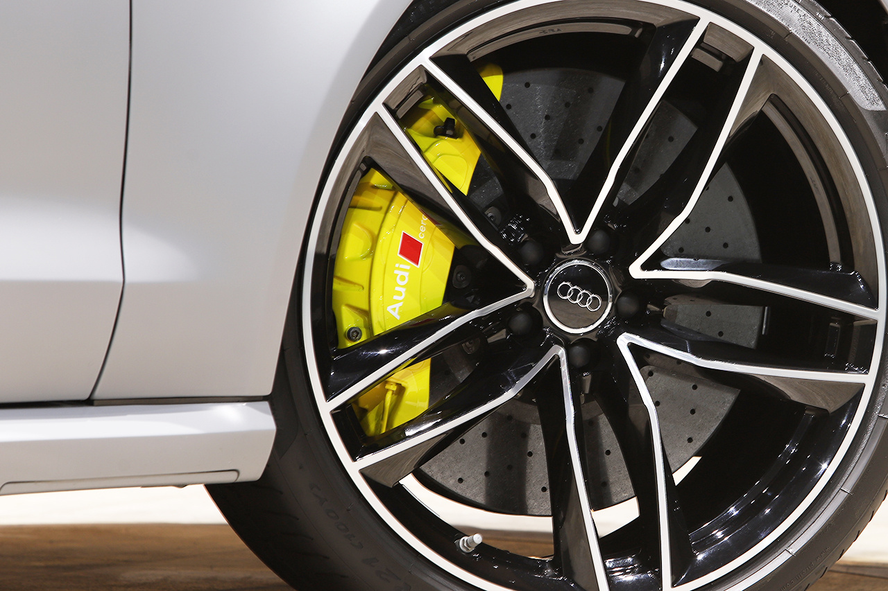 2017 Audi RS6 AVANT null