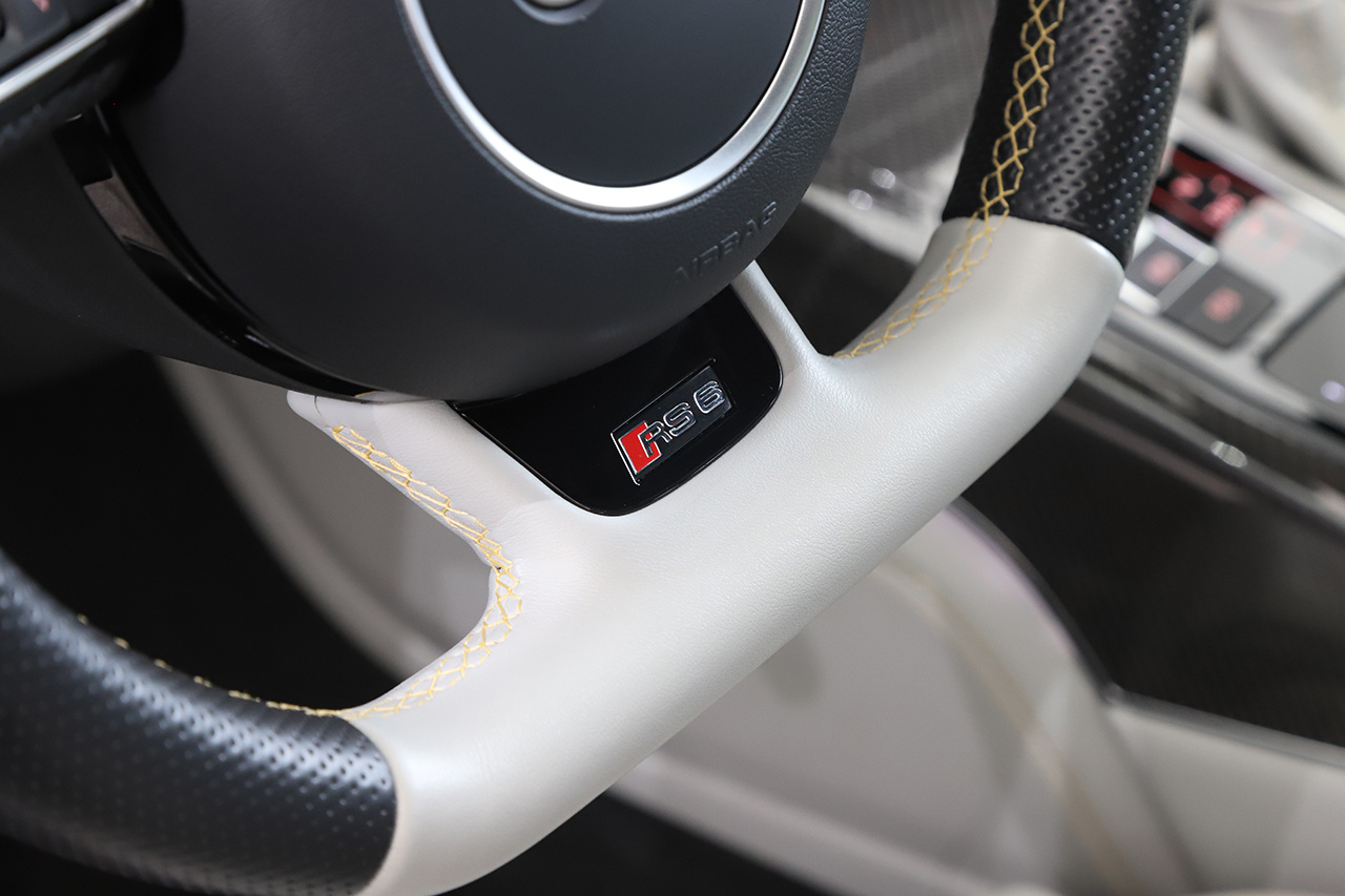 2017 Audi RS6 AVANT null