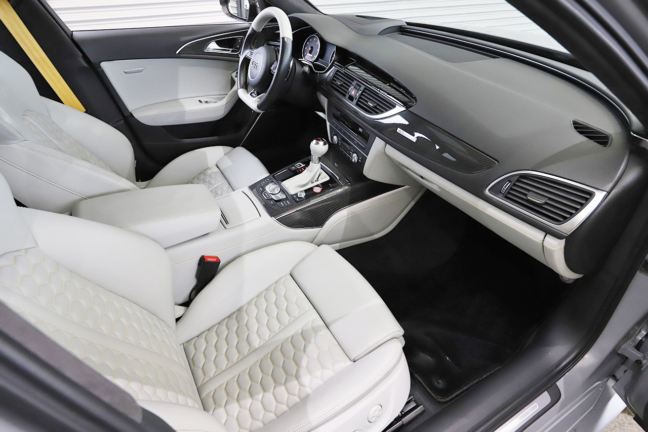 2017 Audi RS6 AVANT null