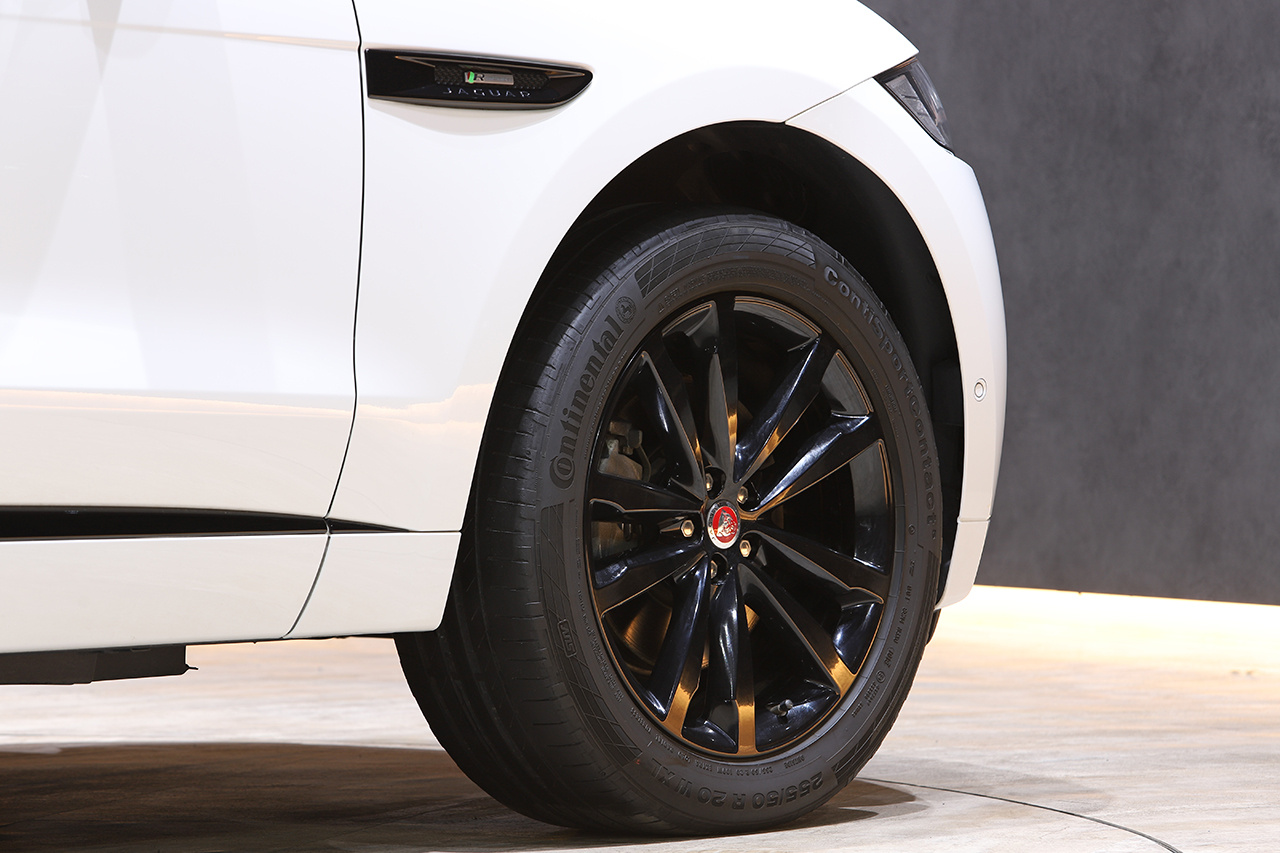 2017 Jaguar F-PACE null