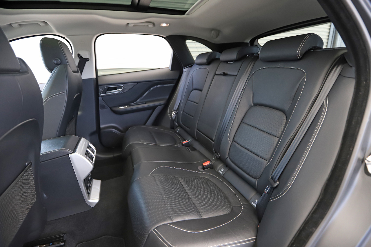 2017 Jaguar F-PACE null