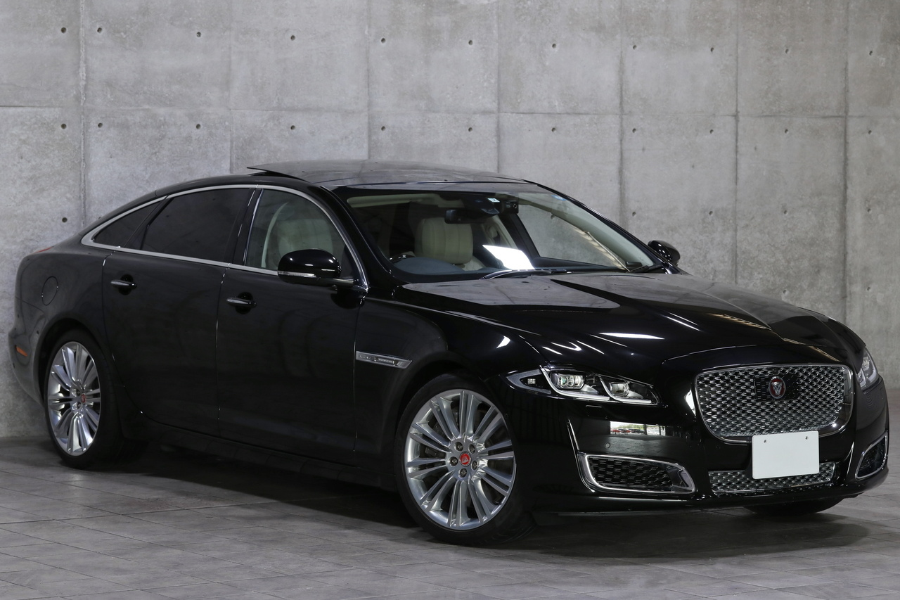 2017 Jaguar XJ null