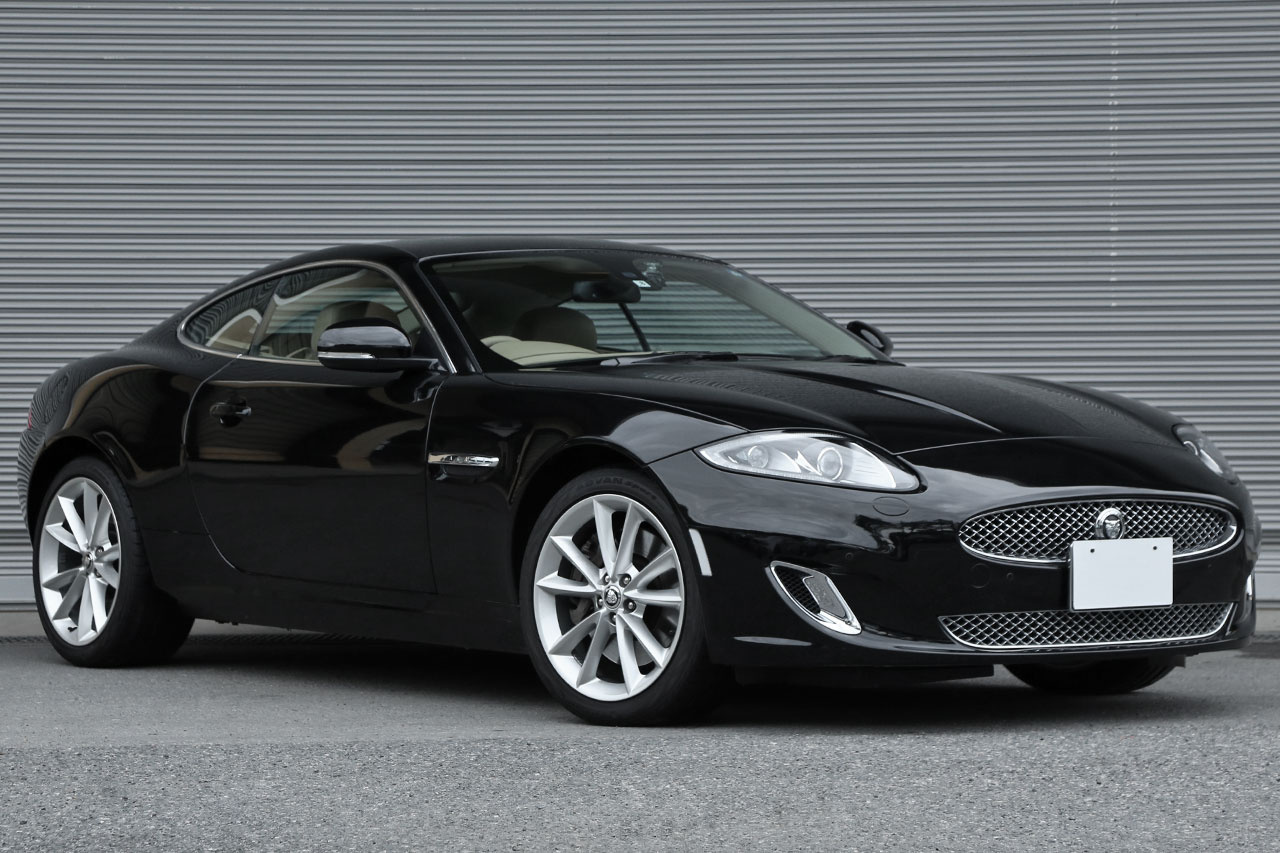 2013 Jaguar XK COUPE null