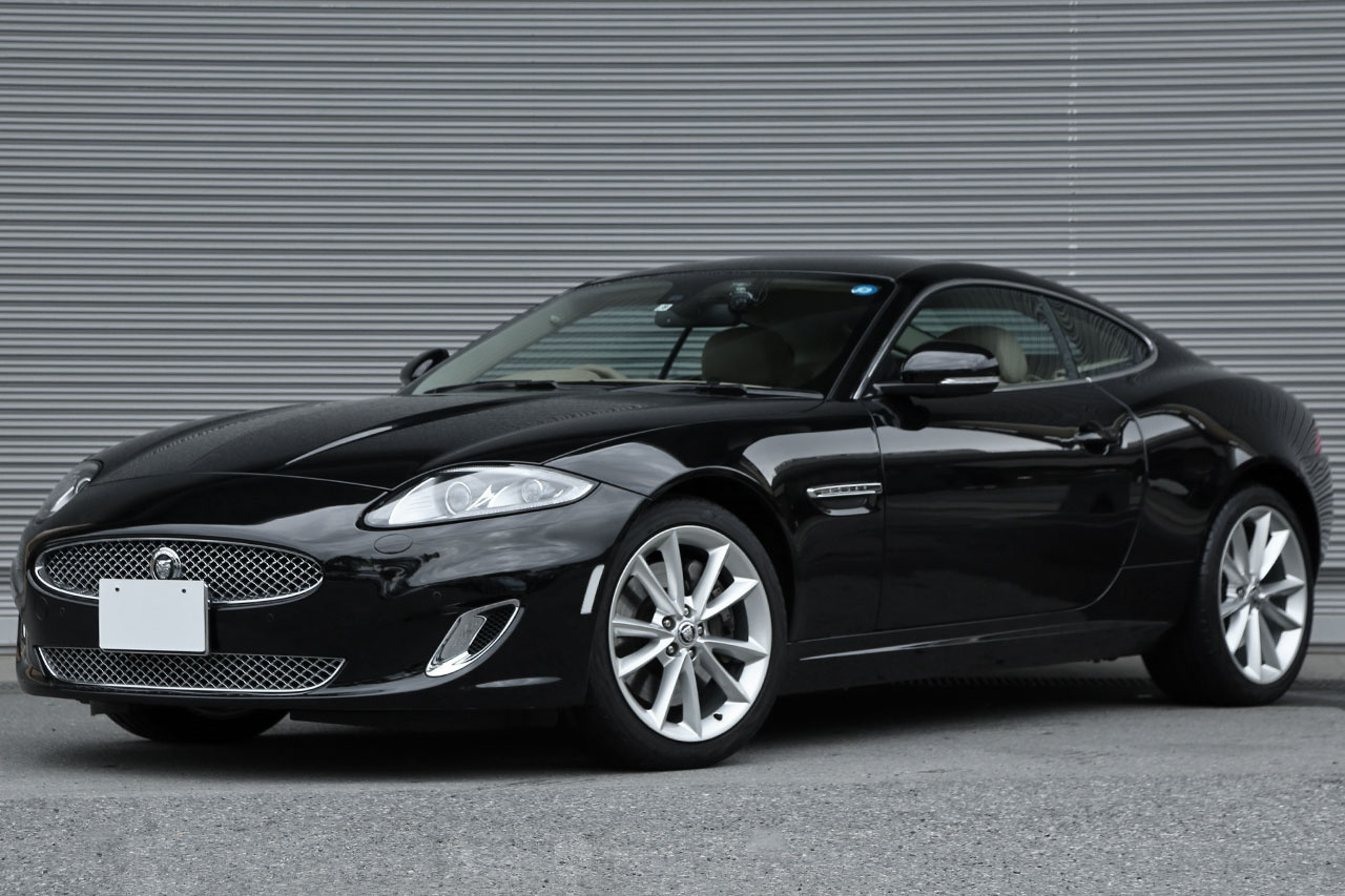 2013 Jaguar XK COUPE null