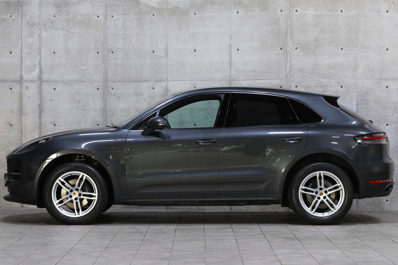 2021 Porsche MACAN null