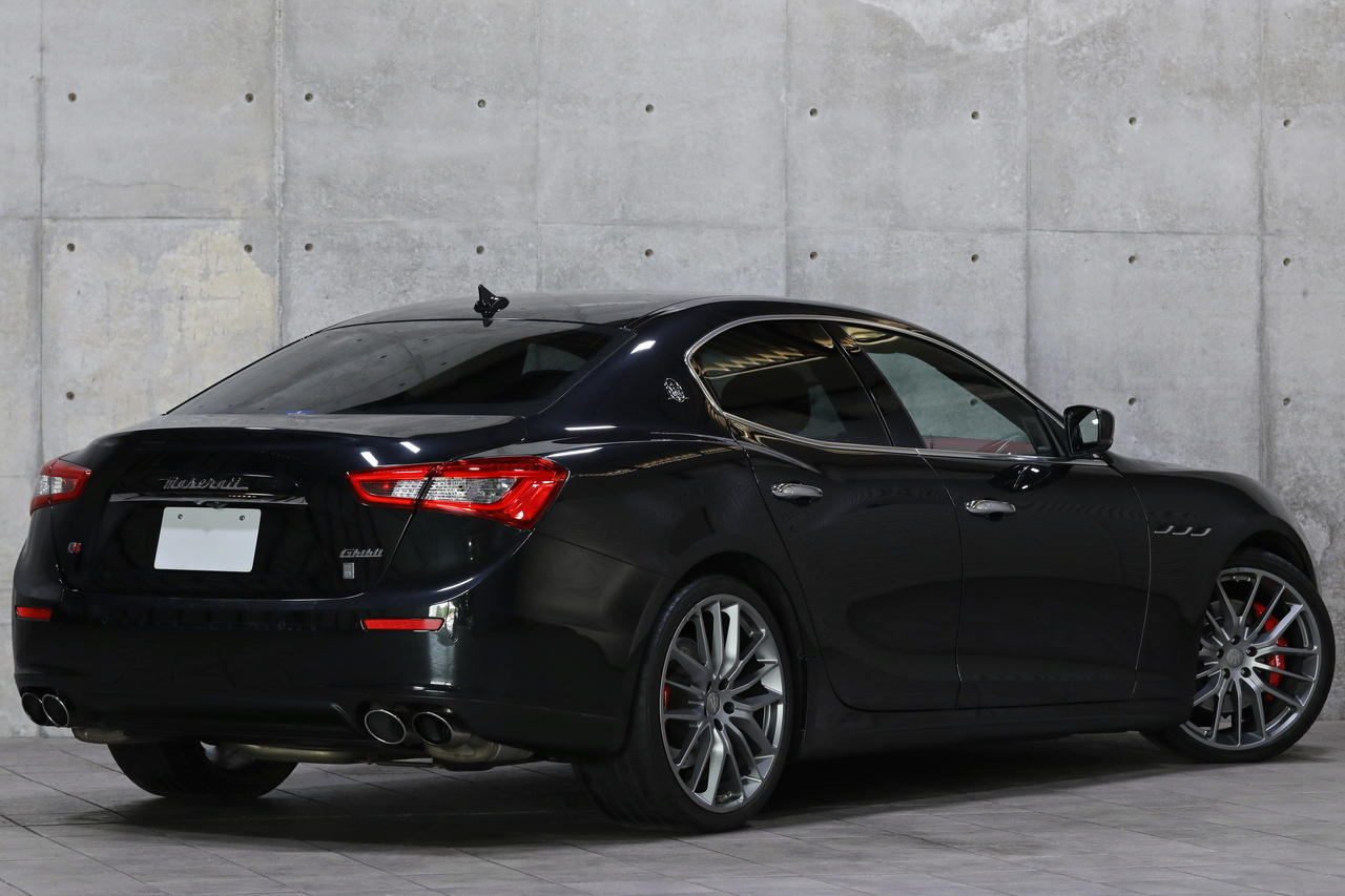 2016 Maserati GHIBLI null