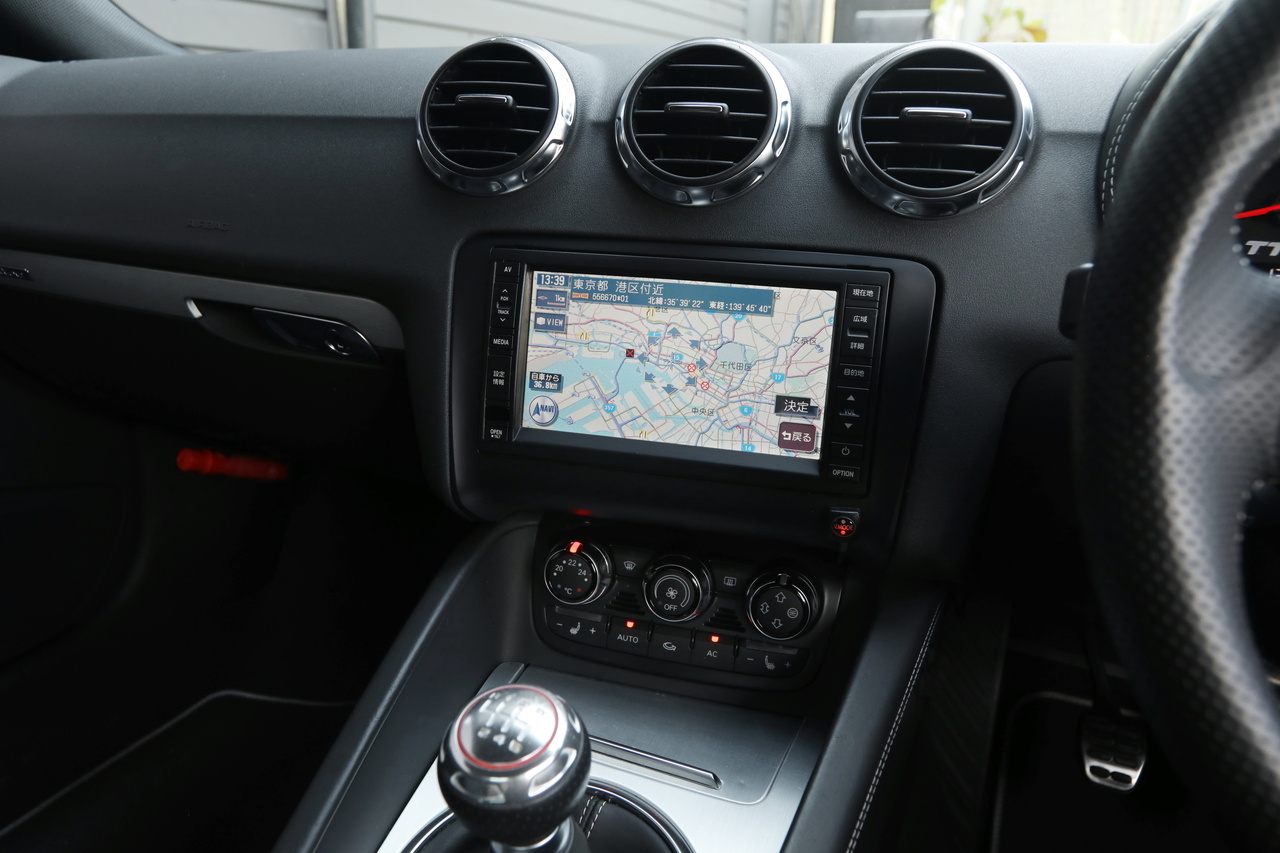 2010 Audi TT RS COUPE null
