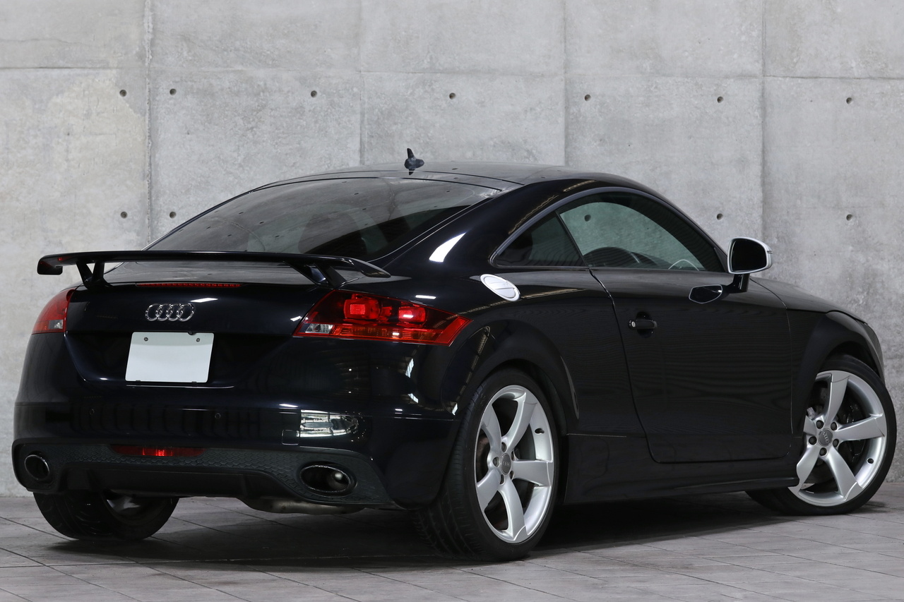 2010 Audi TT RS COUPE null