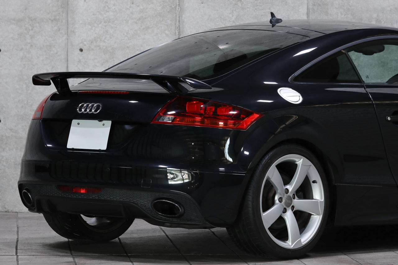 2010 Audi TT RS COUPE null