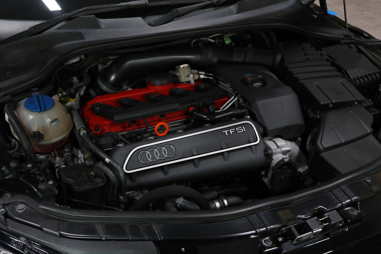 2010 Audi TT RS COUPE null