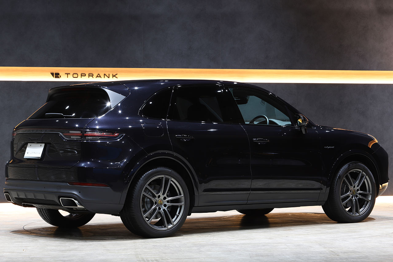 2021 Porsche CAYENNE E- Hybrid