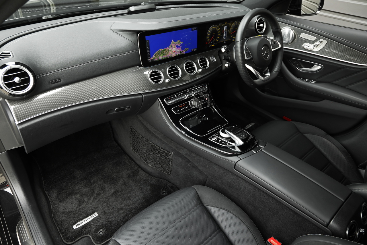 2017 Mercedes-AMG E CLASS null